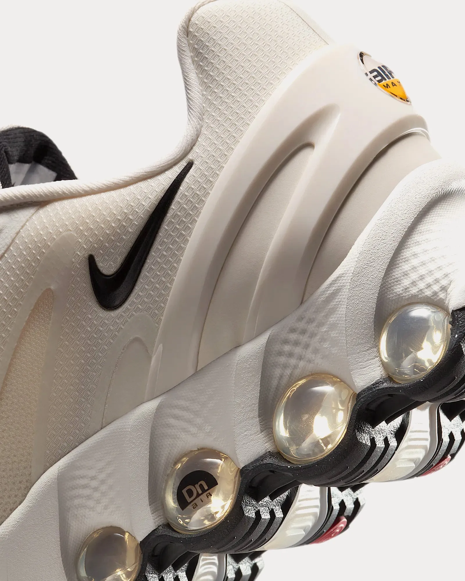 Air Max Dn8 Phantom / Phantom / Black / Black Low Top Sneakers