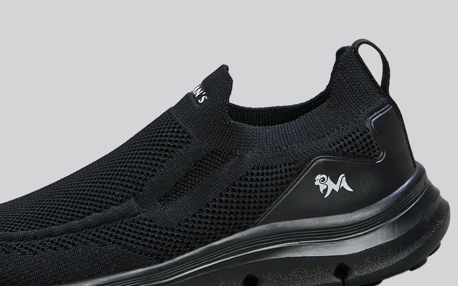 Breathe Ease Slip Ons : Black