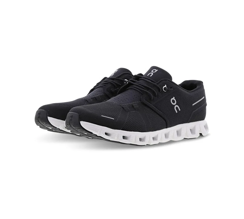 ON Cloud 5 Trainers Black White UK 4.5-6