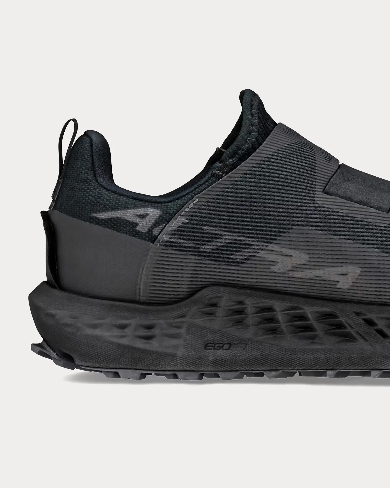 Timp 5 BOA Black / Black Running Shoes